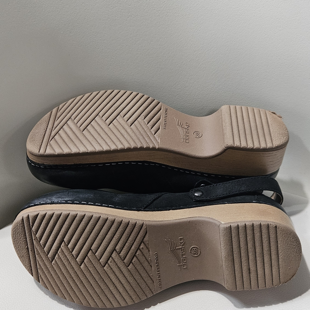 Dansko Black Leather Slingback Clogs with Wood-Look Sole - Picture 5 of 6